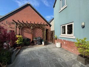 Chiminea Area- click for photo gallery